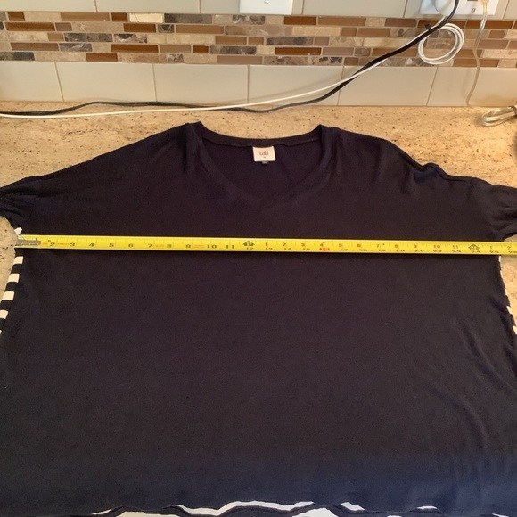 Cabi Navy Blue & White Stripes Lightweight Top Size Medium EUC Lighthouse Tee - Picture 6 of 10